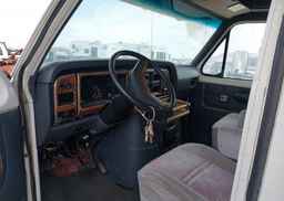 1989 FORD ECONOLINE E350 CUTAWAY VAN