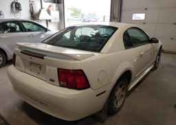 2000 FORD MUSTANG