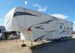 2009 HEARTLAND CYCLONE 3950