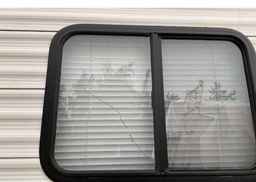 2010 TRAILER GREY WOLF..