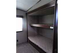 2013 HEARTLAND TRAILER 5TH WHEEL