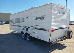 2004 KEYSTONE HORNET