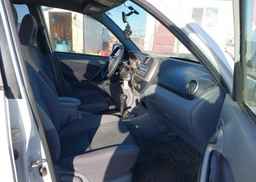 2003 TOYOTA RAV4