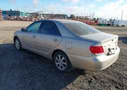 2005 TOYOTA CAMRY LE