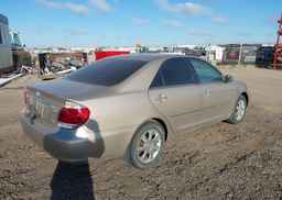2005 TOYOTA CAMRY LE