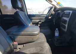 2005 DODGE RAM 2500 ST