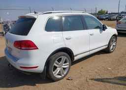2014 VOLKSWAGEN TOUAREG V6 TDI