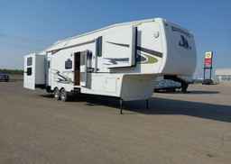 2008 FOREST RIVER INC. SILVERBACK 36L5S