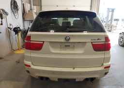2010 BMW X5 M