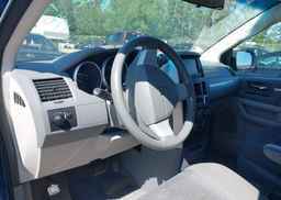 2010 DODGE GRAND CARAVAN SE