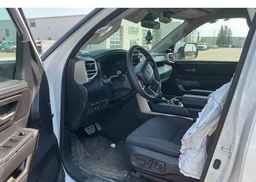 2022 TOYOTA TUNDRA CREWMAX SR