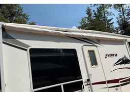 2006 KEYSTONE EVEREST