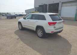2011 JEEP GRAND CHEROKEE OVERLAND
