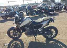 2018 KTM 690 DUKE