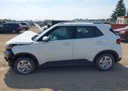 2022 HYUNDAI VENUE SEL