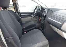 2010 DODGE GRAND CARAVAN SE