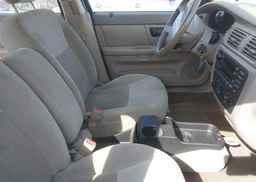 2004 FORD TAURUS SE