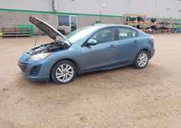 2011 MAZDA 3 I