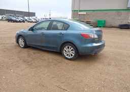 2011 MAZDA 3 I