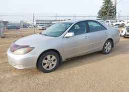 2002 TOYOTA CAMRY LE