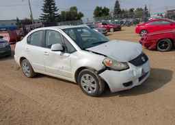 2011 SUZUKI SX4 LE