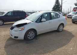 2011 SUZUKI SX4 LE