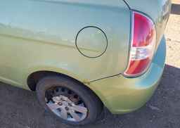 2010 HYUNDAI ACCENT SE