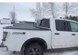 2013 NISSAN TITAN S