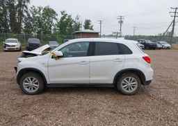 2019 MITSUBISHI RVR SE