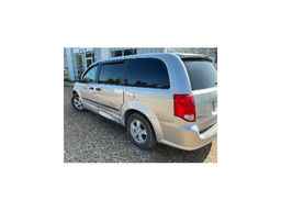 2012 DODGE GRAND CARAVAN SE
