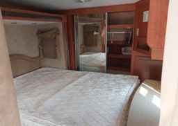 2009 FOREST RIVER INC. XLR