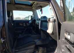 2008 TOYOTA FJ CRUISER