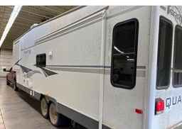 2004 FLEETWOOD TERRY QUANTUM AX6
