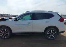 2017 NISSAN ROGUE SV