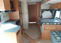 2004 FLEETWOOD 290FLS