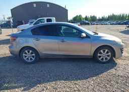 2011 MAZDA 3 I