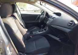 2011 MAZDA 3 I