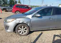 2011 MAZDA 3 I