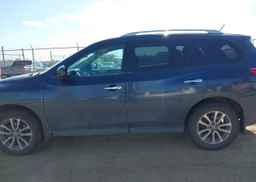 2015 NISSAN PATHFINDER S