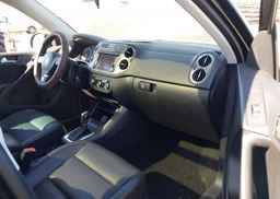 2011 VOLKSWAGEN TIGUAN S