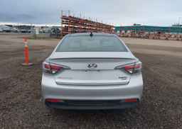 2016 HYUNDAI SONATA HYBRID