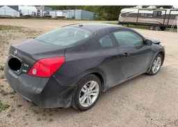 2010 NISSAN Altima S
