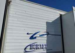 2002 KEYSTONE HORNET 28