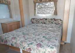 2002 KEYSTONE HORNET 28