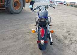 2005 HONDA VT750 CA