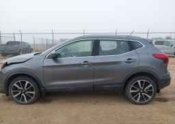 2017 NISSAN QASHQAI S