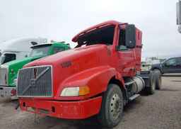 2003 VOLVO VN VNL