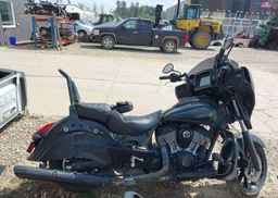 2018 INDIAN MOTORCYCLE CO. CHIEFTAIN DARK HORSE