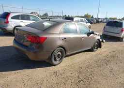 2013 KIA FORTE LX