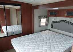 2014 FOREST RIVER INC. ROCKWOOD SIGNATURE 8315BSS